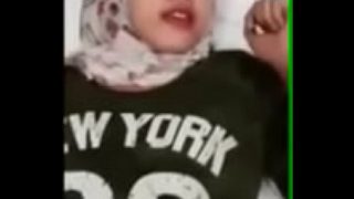 Hijab Indonesian teen girl FULL video http://pnd.tl/lIjgsi